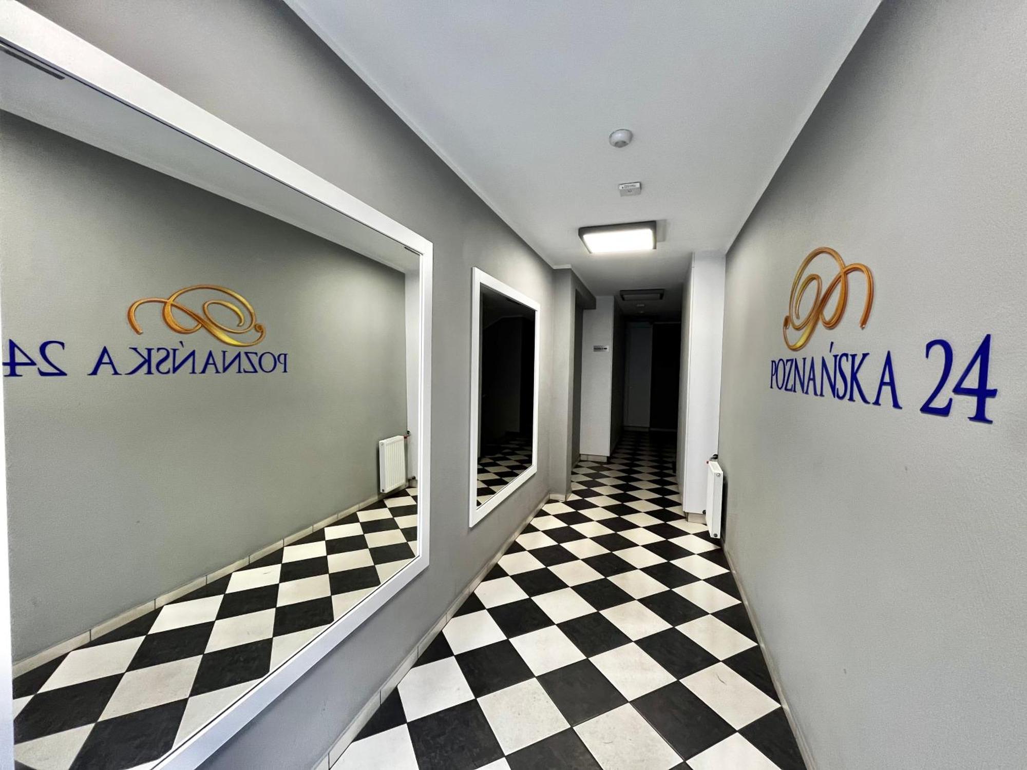 Center Z Parkingiem Appartamento *
